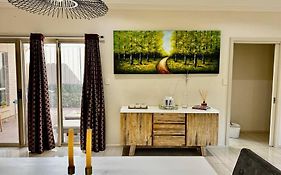 Morden Elegant 4 Bedroom House